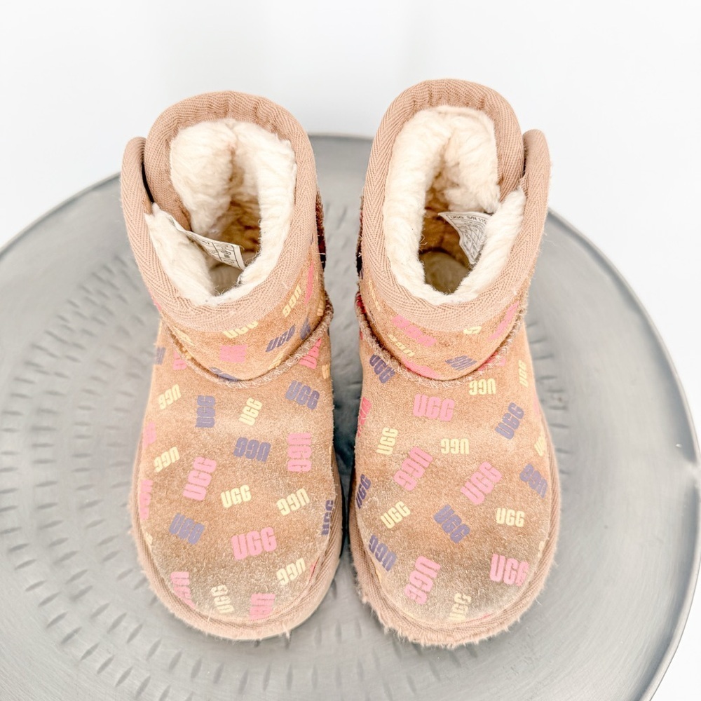 Toddler UGG Jona Boot - Picture 3 of 6